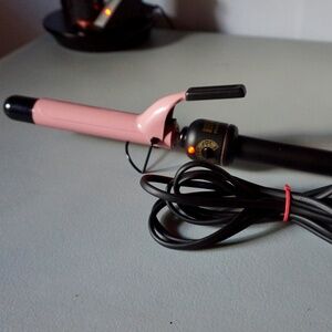 Hot Tools 1” Ceramic Tourmaline Curling Iron (PINK)